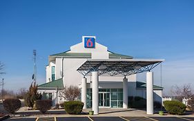Motel 6 Dale, Indiana Near Holiday World And Splashing Safari#Central Time #I64 Highway